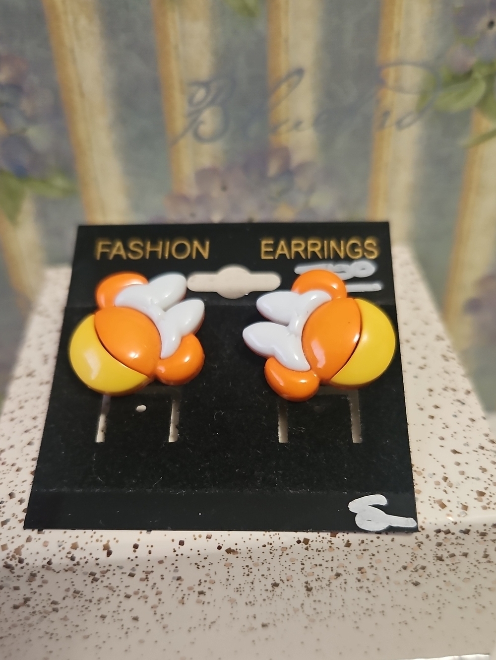 Kids Fashion Pierced Earrings Great For Your girl. New